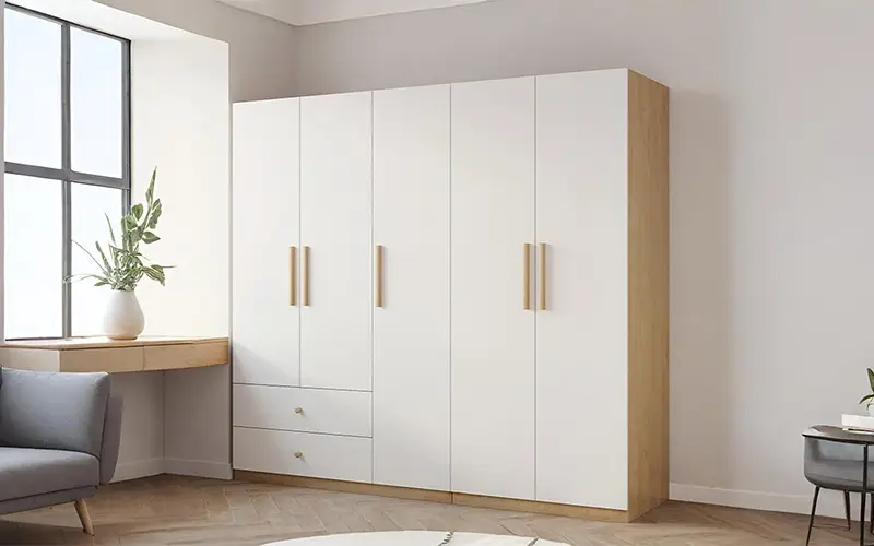 Luxury Wardrobe for your Villa: Style Meets Functionality